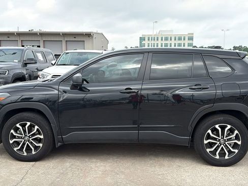 Used 2025 Toyota Corolla Cross AWD Hybrid image 10