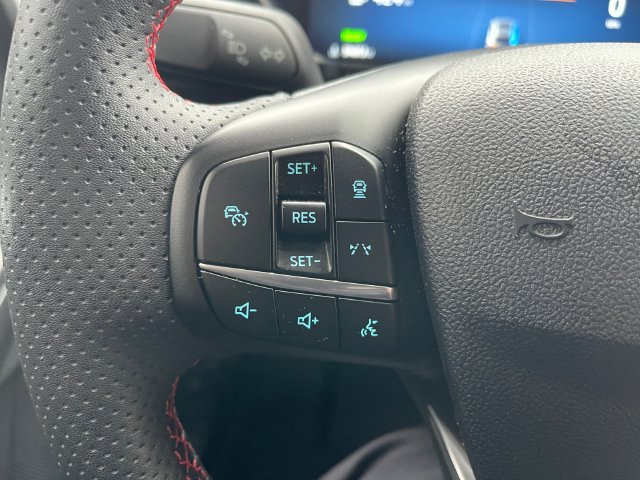 Used 2023 Ford Escape ST-Line Elite w/ Premium Technology Package AWD/4WD image 26