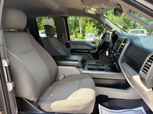 Used 2017 Ford F150 XLT w/ Equipment Group 302A Luxury AWD/4WD image 28