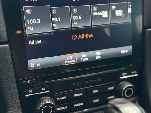 Used 2018 Porsche 718 Cayman GTS image 10