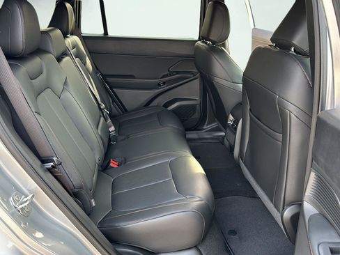 New 2026 Jeep Cherokee Limited AWD/4WD image 25