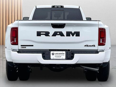 New 2026 RAM 3500 Big Horn AWD/4WD image 8
