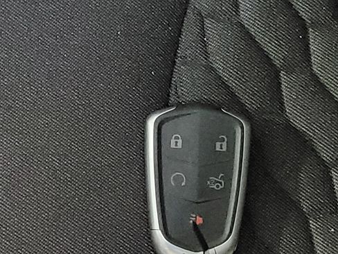 Used 2020 Chevrolet Equinox LT image 32