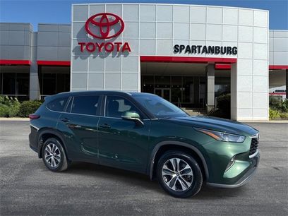 Used 2023 Toyota Highlander XLE