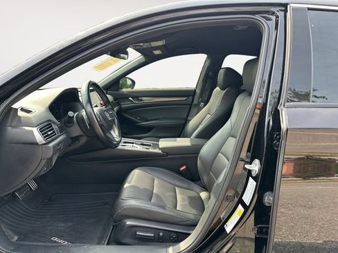 Used 2022 Honda Accord Sport image 11