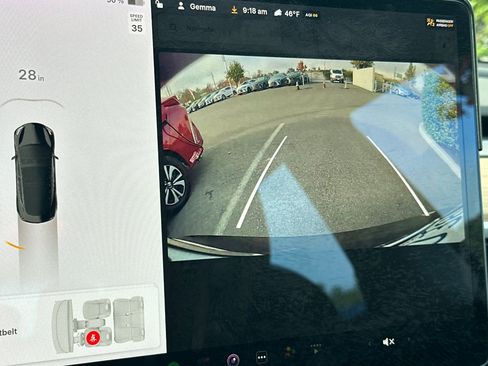 Used 2021 Tesla Model 3 Standard Range Plus image 16