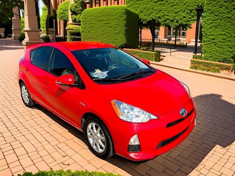 Used 2012 Toyota Prius C Three FWD image 1