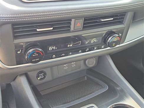 Certified 2024 Nissan Rogue SV w/ SV Premium Package image 28