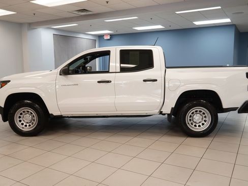 Certified 2025 Chevrolet Colorado W/T w/ Advanced Trailering Package RWD image 2