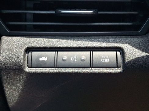 Certified 2024 Nissan Altima 2.5 SR FWD image 24