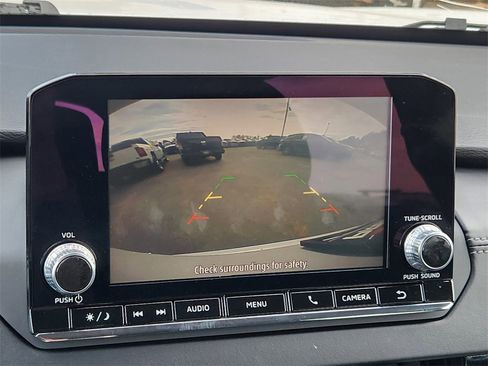 Used 2022 Mitsubishi Outlander ES image 23