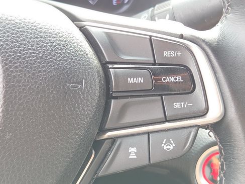 Certified 2018 Honda Accord Sport image 35