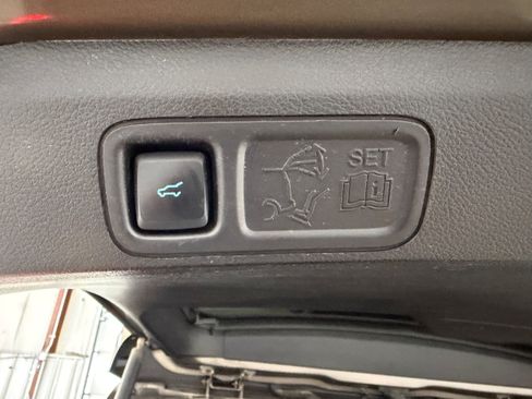 Used 2018 Ford Expedition Max Limited AWD/4WD image 47