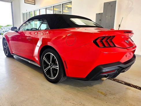 Used 2024 Ford Mustang Premium RWD image 5
