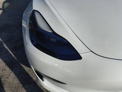 Used 2022 Tesla Model 3 Long Range AWD/4WD image 23