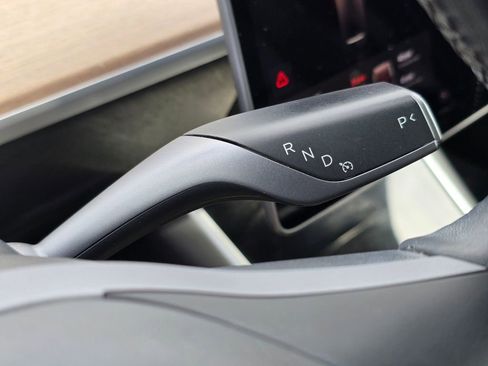Used 2018 Tesla Model 3 Long Range AWD/4WD image 24