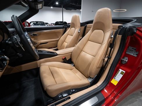 Used 2014 Porsche 911 Carrera S RWD image 24