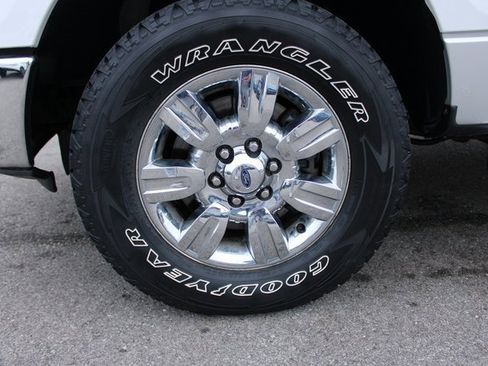 Used 2010 Ford F150 XLT image 31