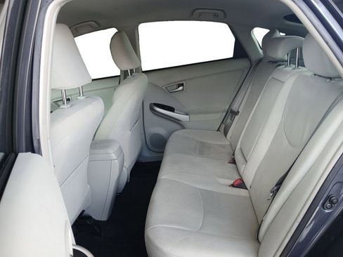 Used 2015 Toyota Prius Two FWD image 17