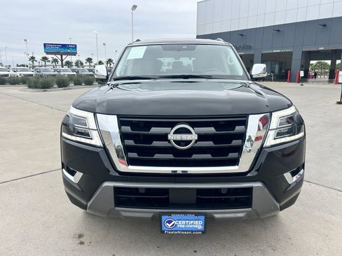 Used 2022 Nissan Armada Platinum image 2