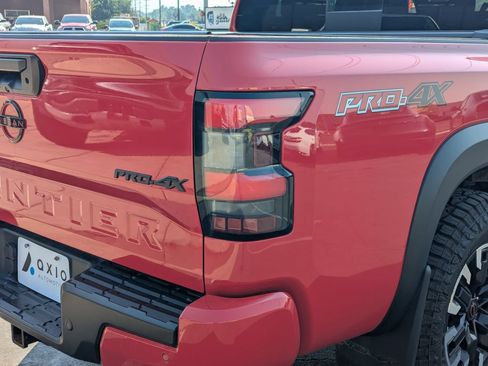 Used 2023 Nissan Frontier PRO-4X w/ Pro Convenience Package AWD/4WD image 5