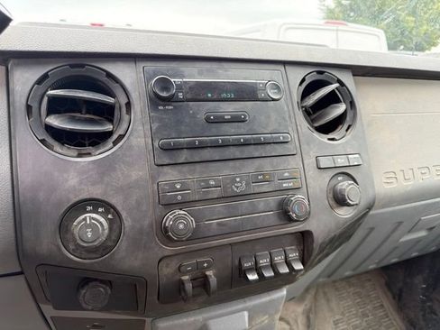 Used 2012 Ford F250 XL w/ PWR Equipment Group AWD/4WD image 16