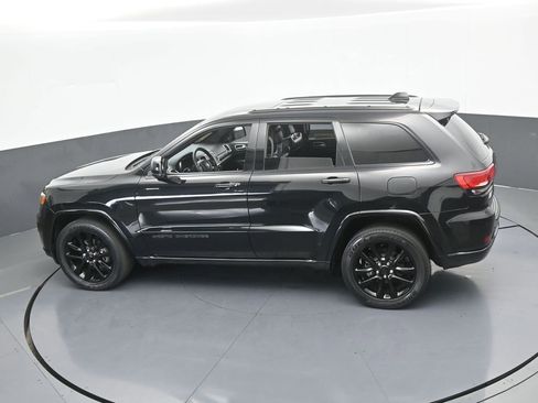 Used 2020 Jeep Grand Cherokee Altitude image 49