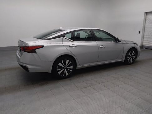 Used 2022 Nissan Altima 2.5 SV FWD image 10
