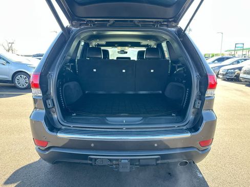 Used 2020 Jeep Grand Cherokee Limited w/ Trailer Tow Group IV image 37