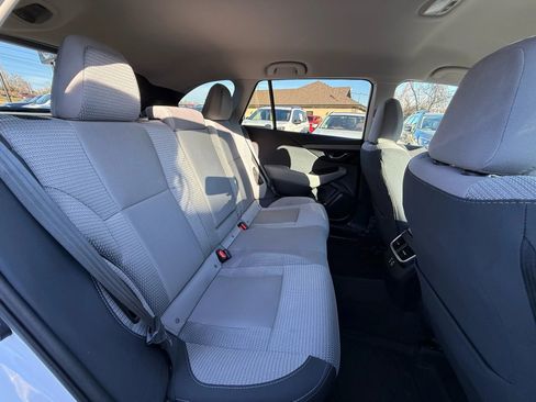 Used 2025 Subaru Outback Premium image 28