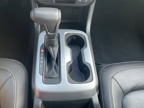 Used 2021 Chevrolet Colorado LT w/ Luxury Package image 21