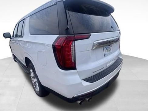 Used 2023 GMC Yukon XL Denali AWD/4WD image 4