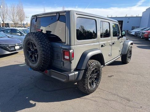 Used 2023 Jeep Wrangler Unlimited w/ Cold Weather Group AWD/4WD image 3