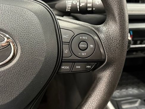 Used 2024 Toyota RAV4 XLE FWD image 17