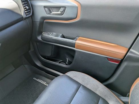 Used 2021 Ford Bronco Sport Outer Banks AWD/4WD image 17