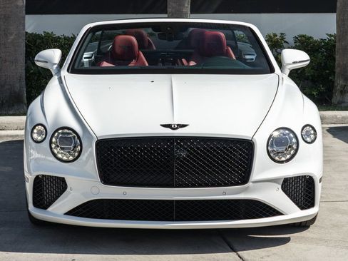 Used 2023 Bentley Continental GT Mulliner image 12
