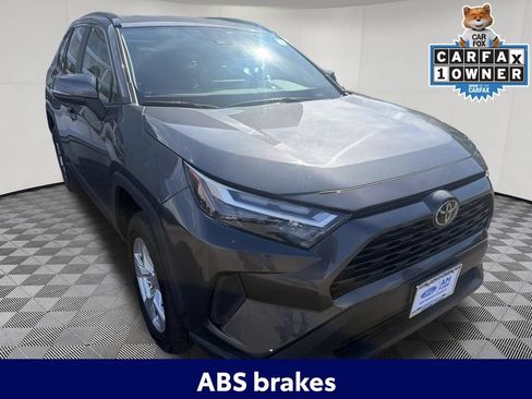 Used 2024 Toyota RAV4 XLE FWD image 9