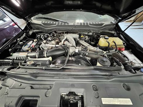 Used 2020 Ford F450 Lariat w/ Lariat Ultimate Package AWD/4WD image 22