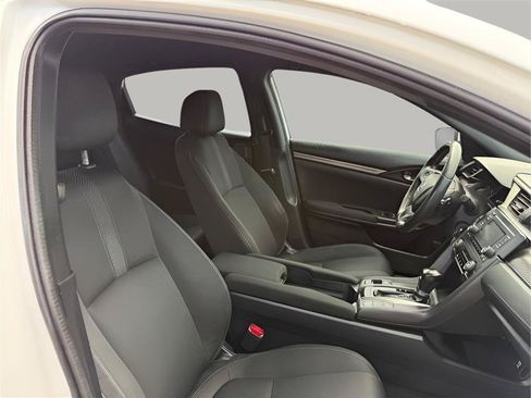 Used 2018 Honda Civic Sport image 18