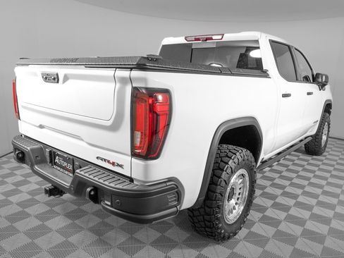 Used 2023 GMC Sierra 1500 AT4X w/ AT4X AEV Edition AWD/4WD image 4
