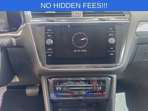 Used 2023 Volkswagen Tiguan SE image 24