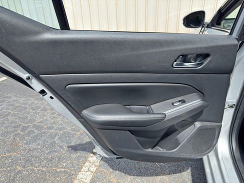 Used 2019 Nissan Altima 2.5 SV FWD image 39