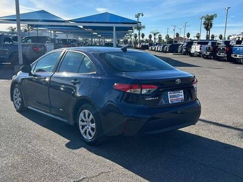 Used 2023 Toyota Corolla LE image 5