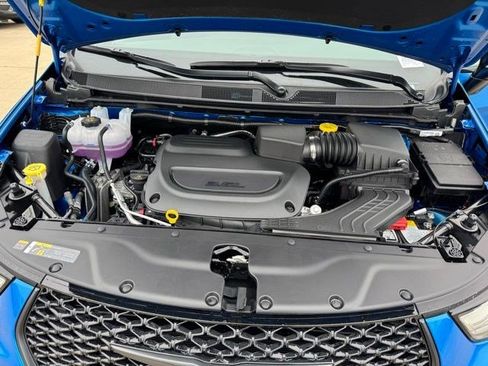 New 2026 Chrysler Pacifica Select FWD image 40