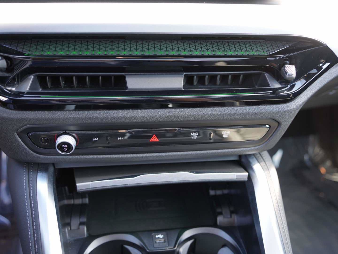 Used 2026 BMW 230i Coupe RWD image 16