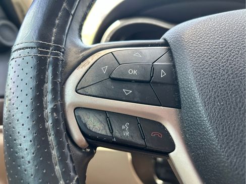 Used 2015 Jeep Grand Cherokee Limited RWD image 14
