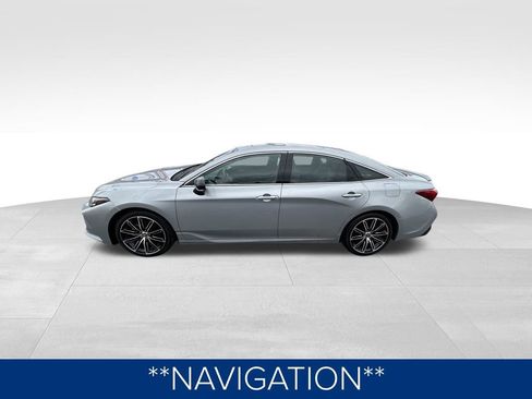 Used 2021 Toyota Avalon Touring image 11