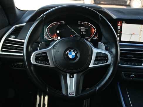 Used 2022 BMW X7 xDrive40i w/ M Sport Package image 20
