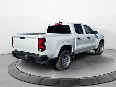 Used 2024 Chevrolet Colorado W/T RWD image 5