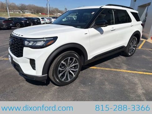 New 2026 Ford Explorer ST-Line AWD/4WD image 3